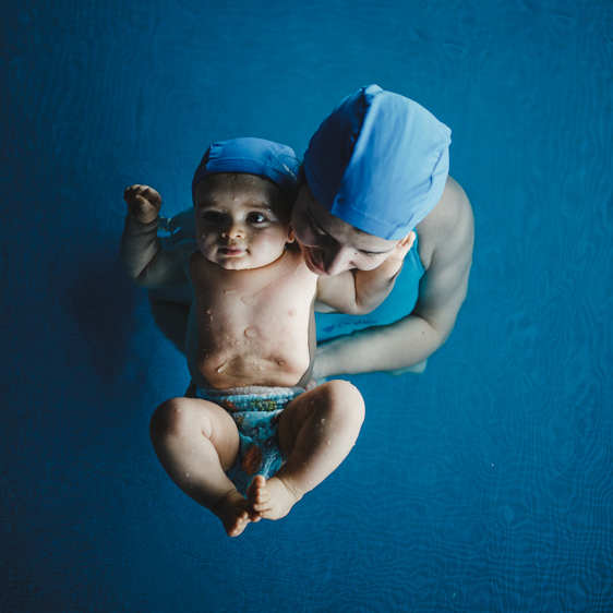 Weekend at Douro SPA documentary family photography blue swimming pool baby bird view