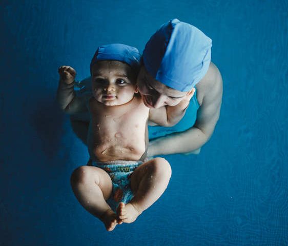 Fim de semana no SPA Douro 41 fotografia documental familia azul natacao bebe douro41